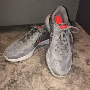 Nike women’s revolution 3 running shoe